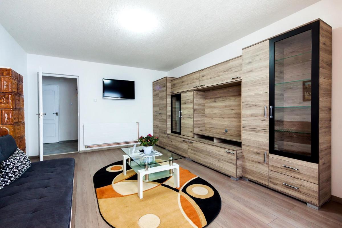 Mónika Apartman - Housity