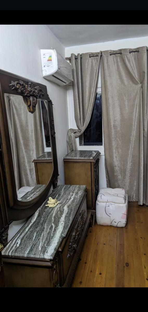 Suitetrails - 3 Bedroom Luxury Apartment at the Heart of Cairo