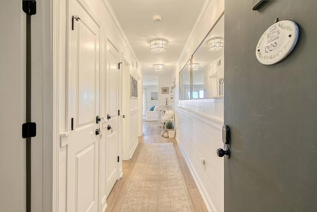 Luxury Seabrook Beachfront w/Spectacular Sunsets - Housity
