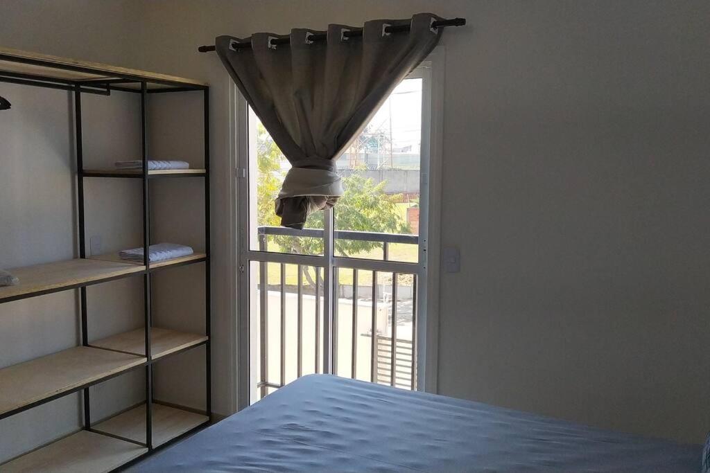 Refúgio, paraquedismo, balão, 130 km de São Paulo - Housity
