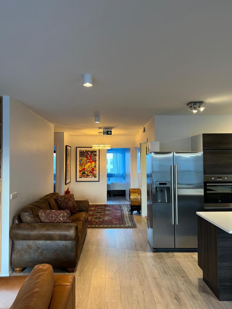 Suitetrails - Reykjavík City Town Apartments