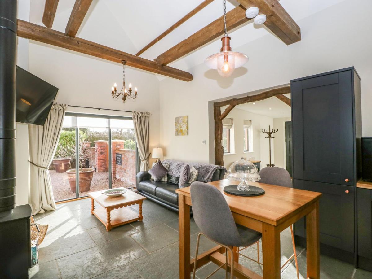 The Stables - Housity