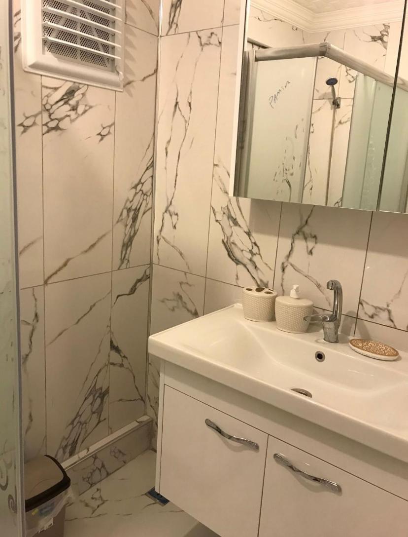 Lovely 2 bedroom vacation rental unit - Housity