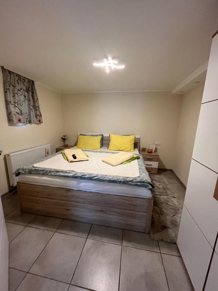 Kuća - Na Granici - Housity