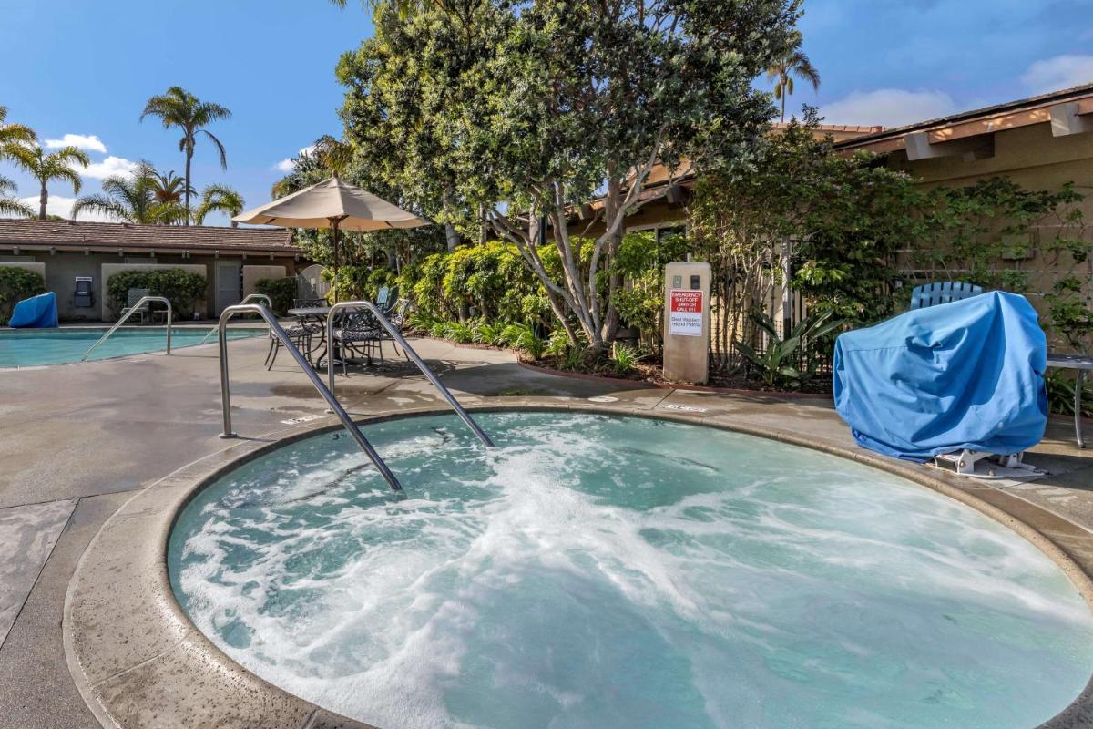 Best Western PLUS Island Palms Hotel & Marina - Housity
