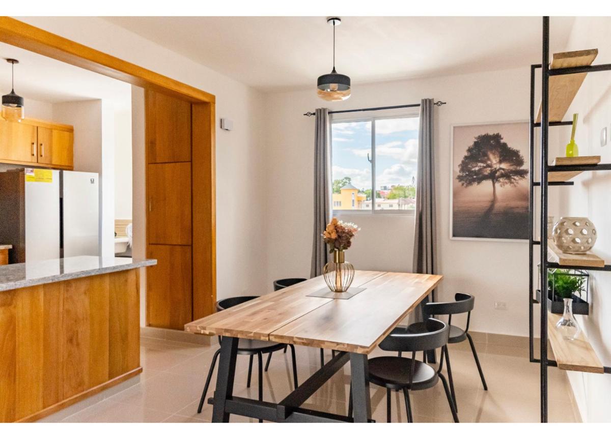 Carol place with a beautiful Mountain View - Housity