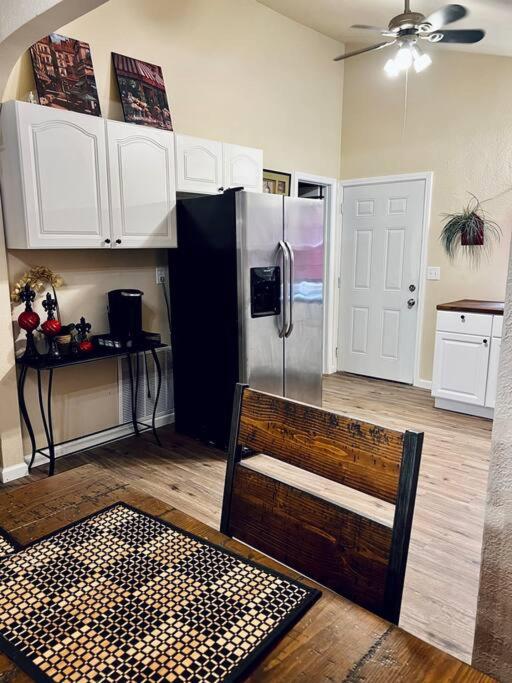 Downtown Getaway - Housity