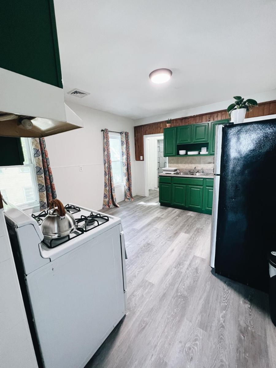 Lovely 2 bedroom unit in the heart of Worcester. - Housity