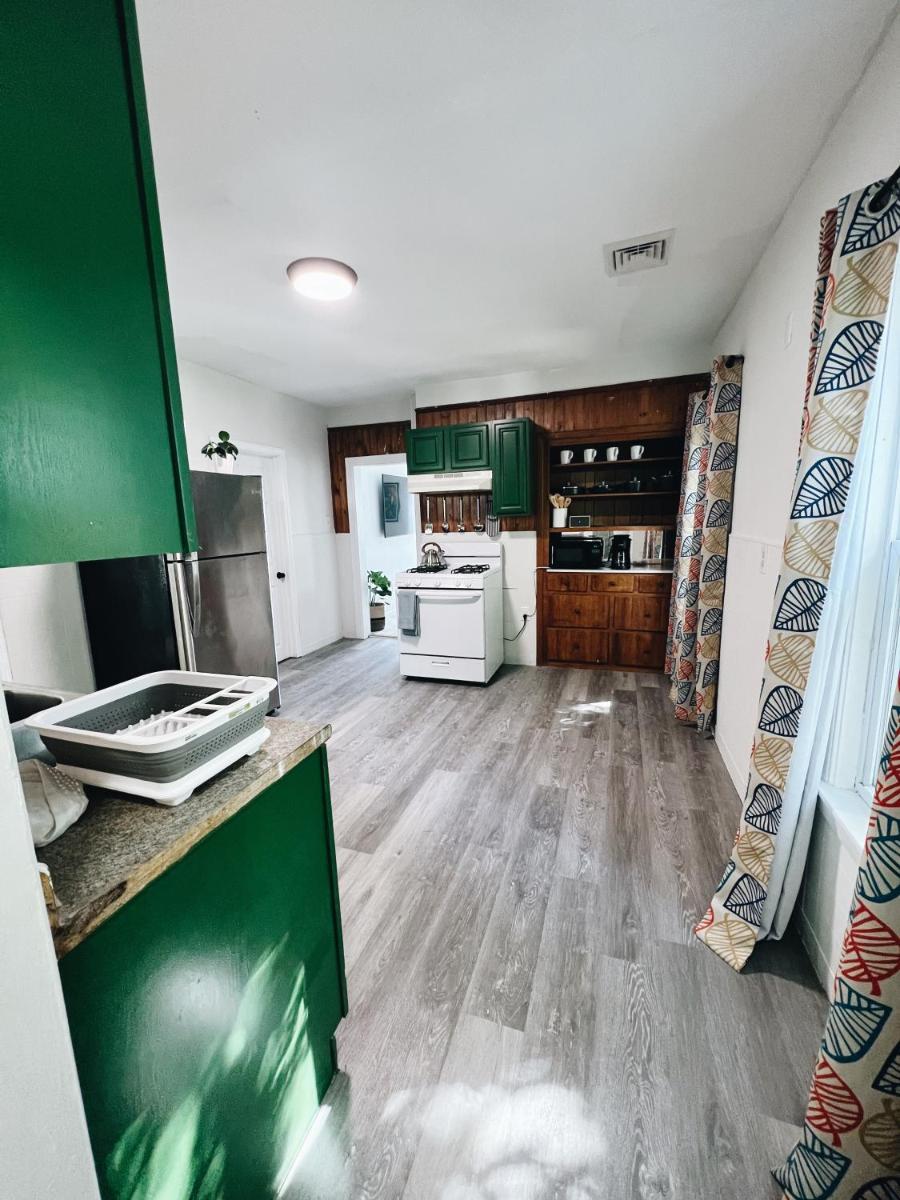 Lovely 2 bedroom unit in the heart of Worcester. - Housity