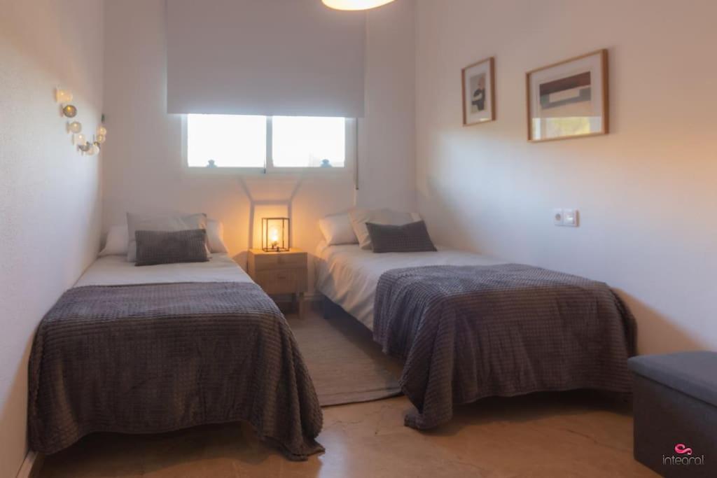 Estupendo apartamento con vistas al golf - Housity