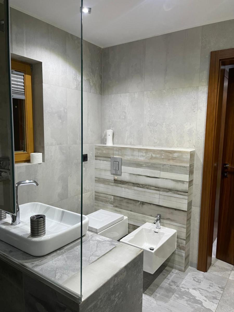 Dom Przy Lesie - Housity