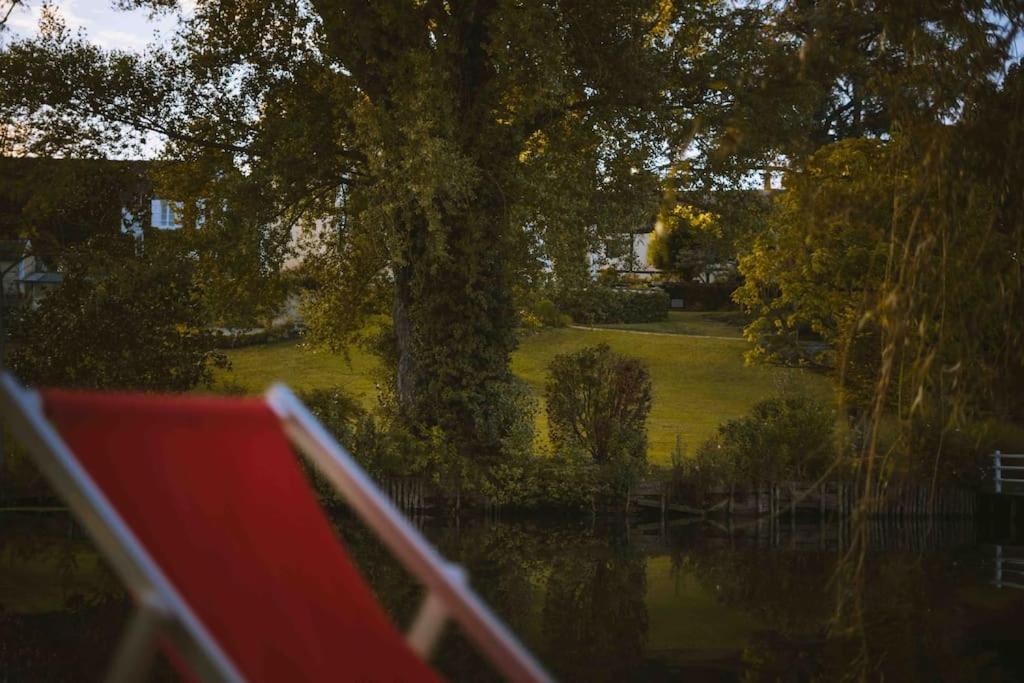 Le chalet du bout du monde, en bord de rivière ! - Housity