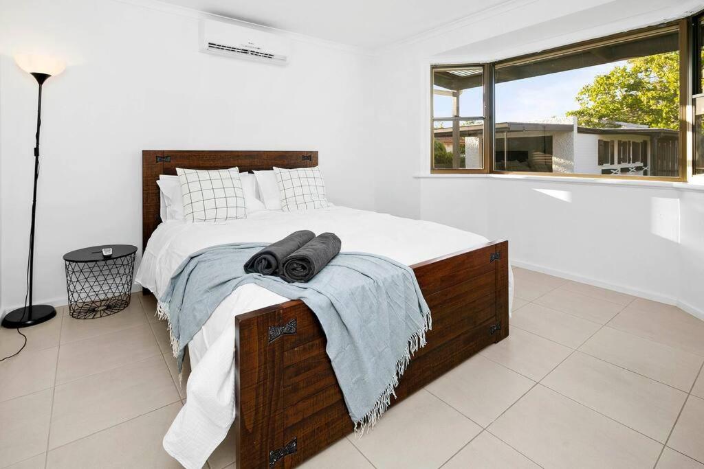 The Zebra - 4Bdrm Slps 8 2 Bathrm Wi-Fi - Housity
