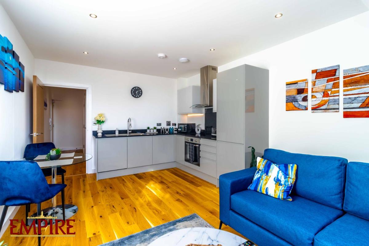 Stunning One Bedroom Duplex Apartment In Heart of Jewellery Quarter - Housity