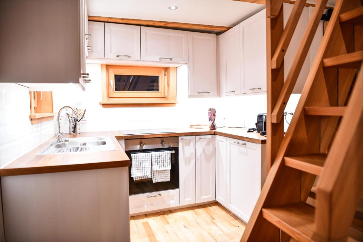 Cosy Chalet in Val d’Hérens, Swiss Alps, 1333m - Housity