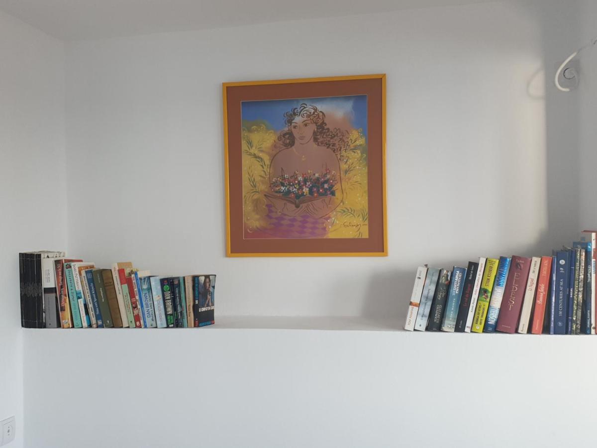 Sea View Holiday House - Housity