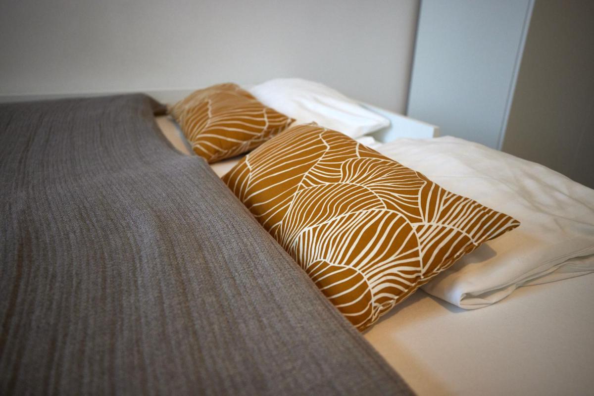 Nice Studio Close To Metro III - Housity