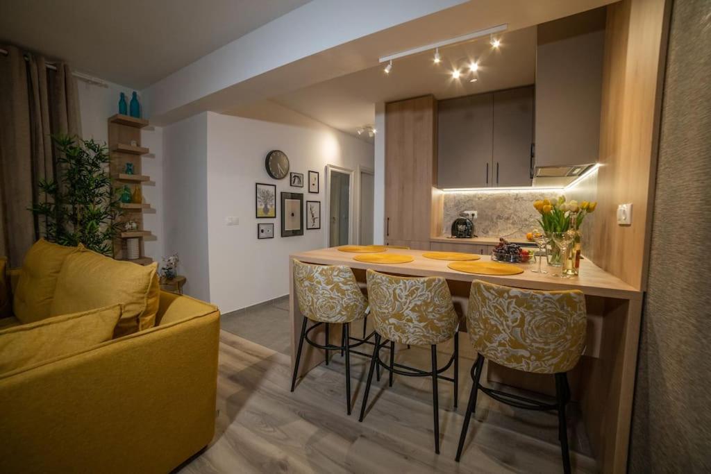 Carpe Diem Travel - Housity