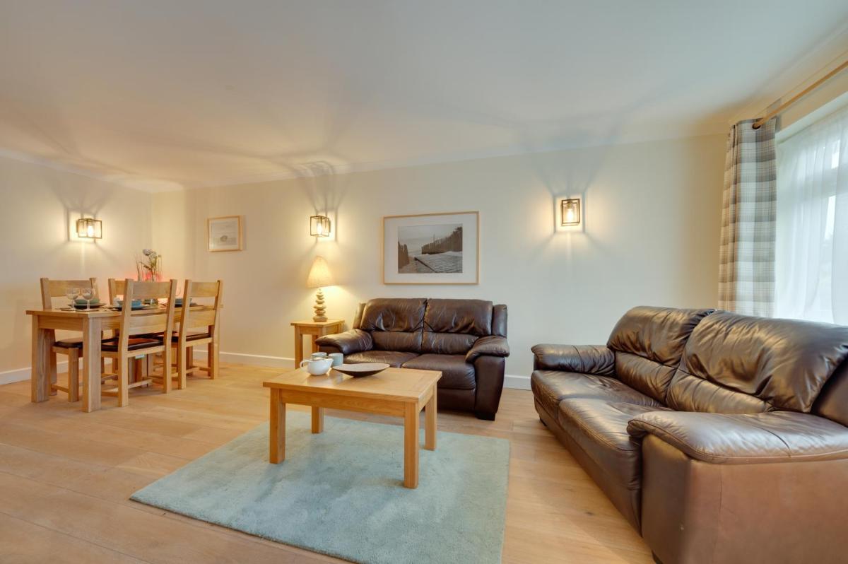 Clover Cottage - Housity