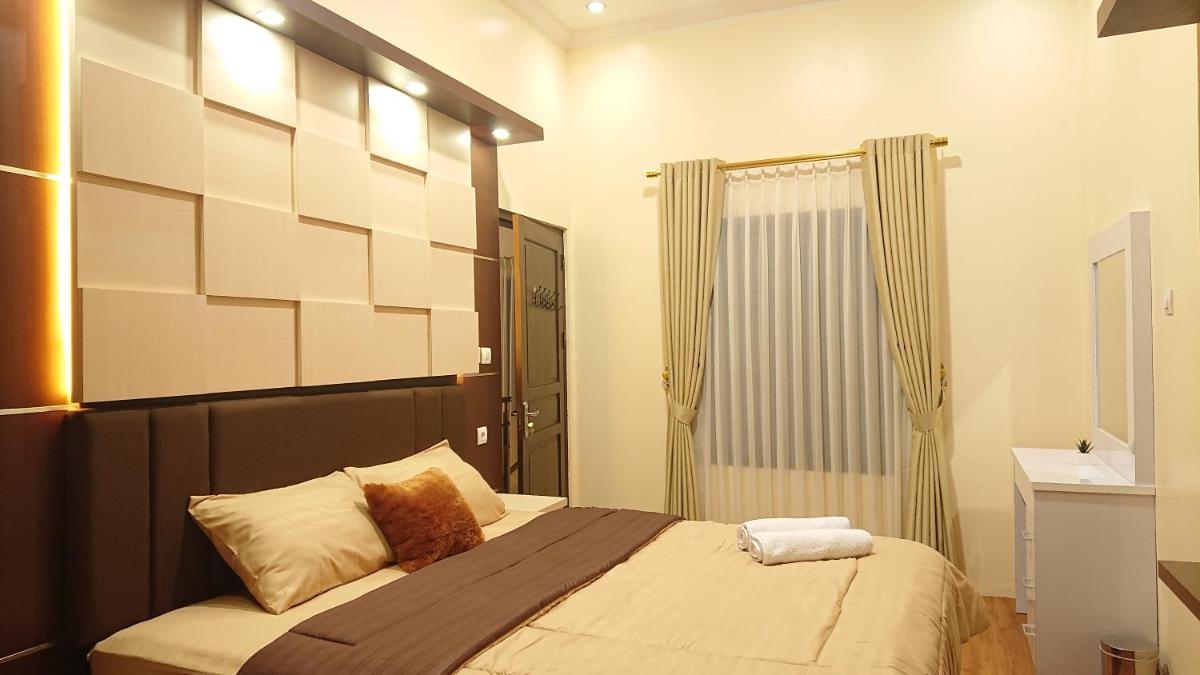 Sapphire Village Guesthouse - Housity