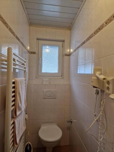 Hotel Weinhaus Am Stiftstor - Housity