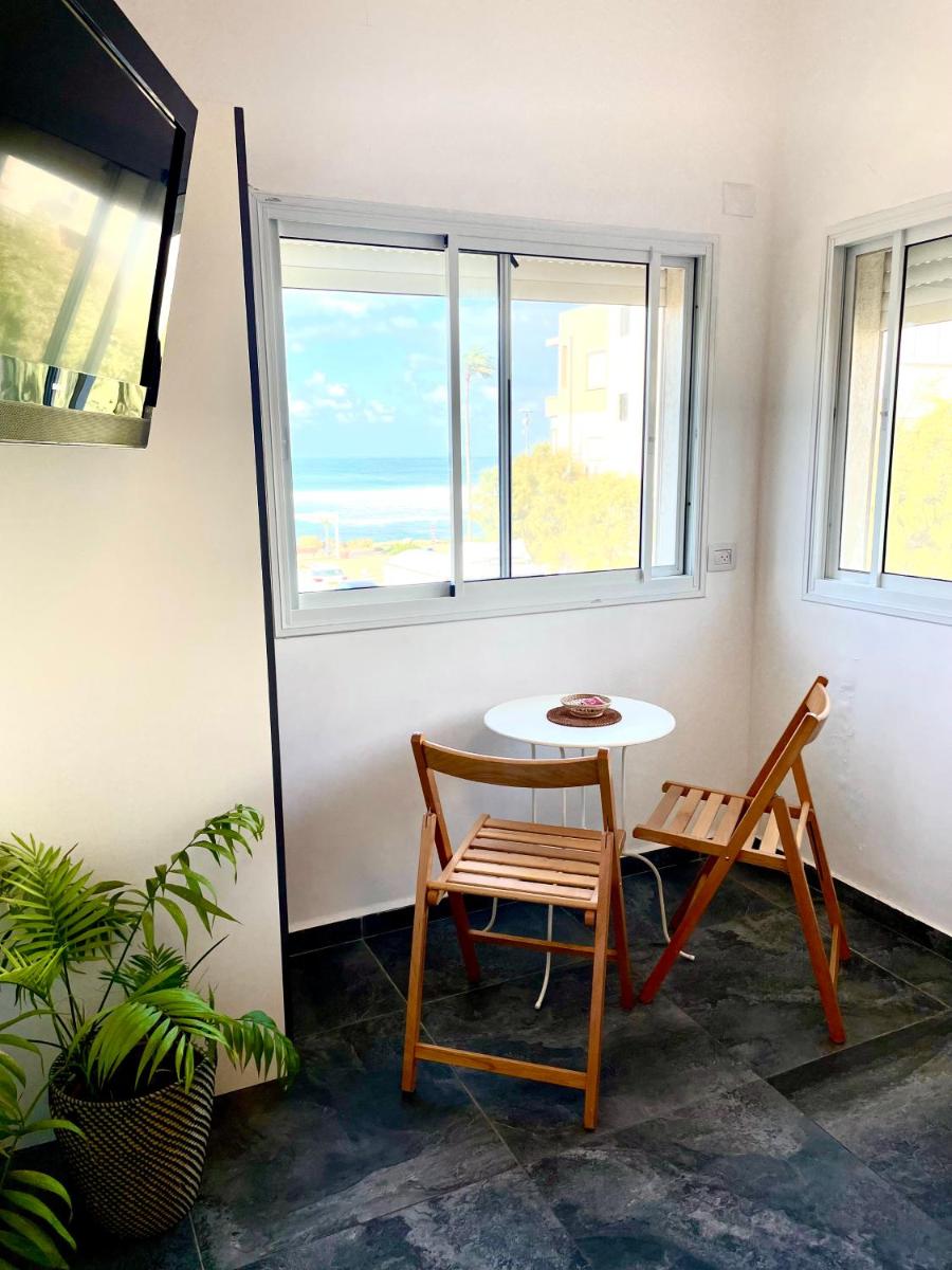 Sea view cozy apartment - Housity
