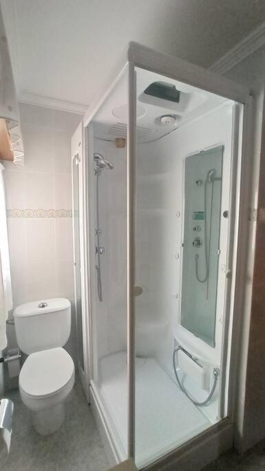Yayo-Toni de Banyeres - Housity