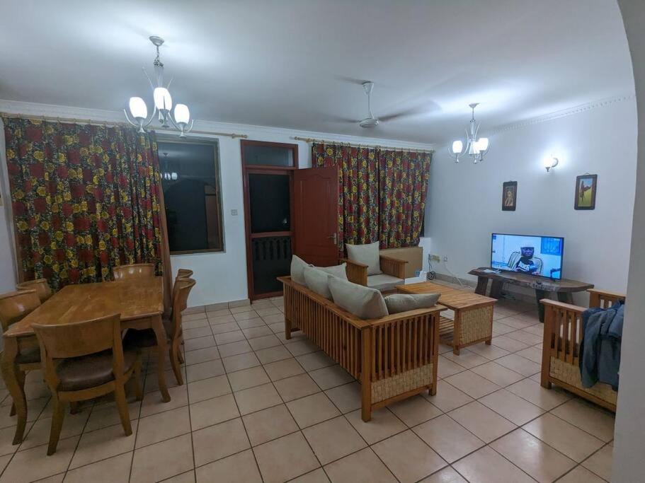 Dar Home Masaki - Housity