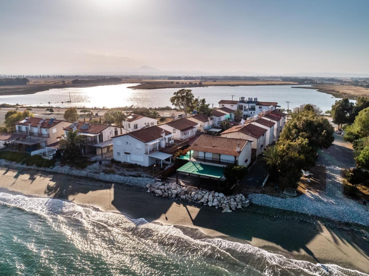 Mezonete, 50 meters from the sea, with patio - Housity