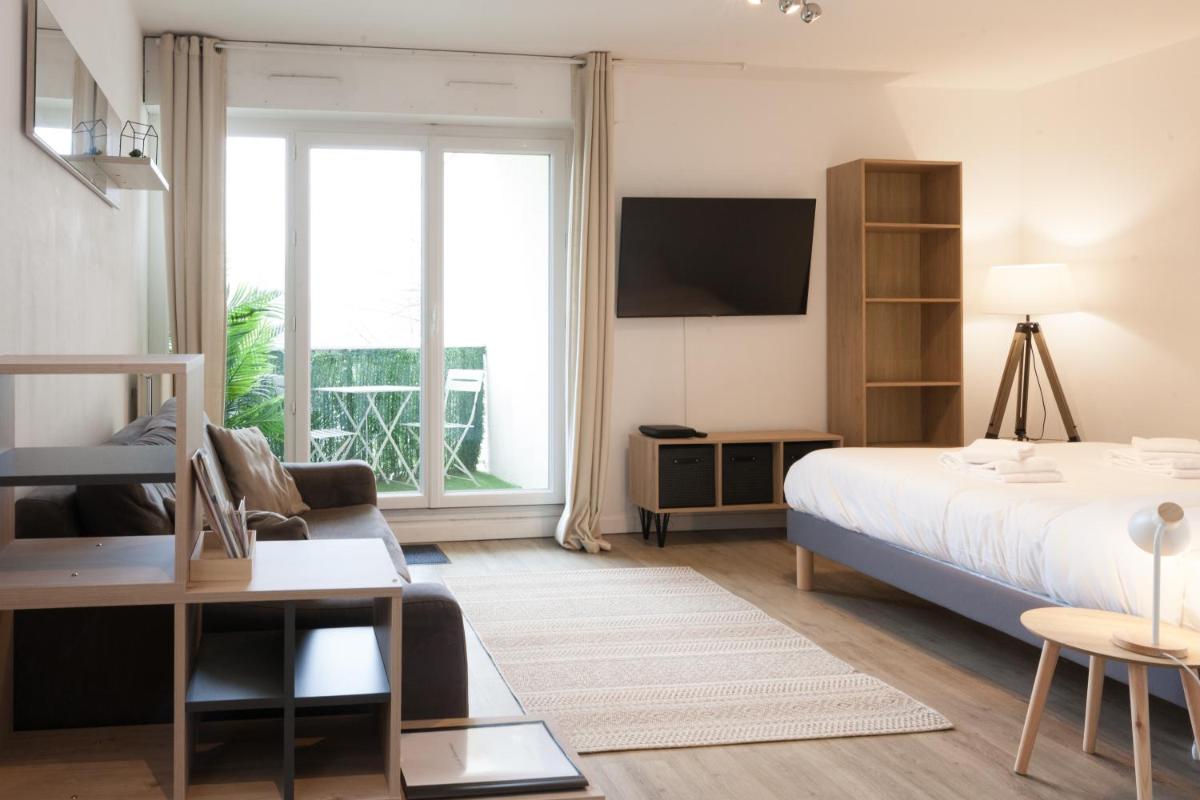 TY KERNOGUET - STUDIO - PARKING - WIFI- BALCON - Housity