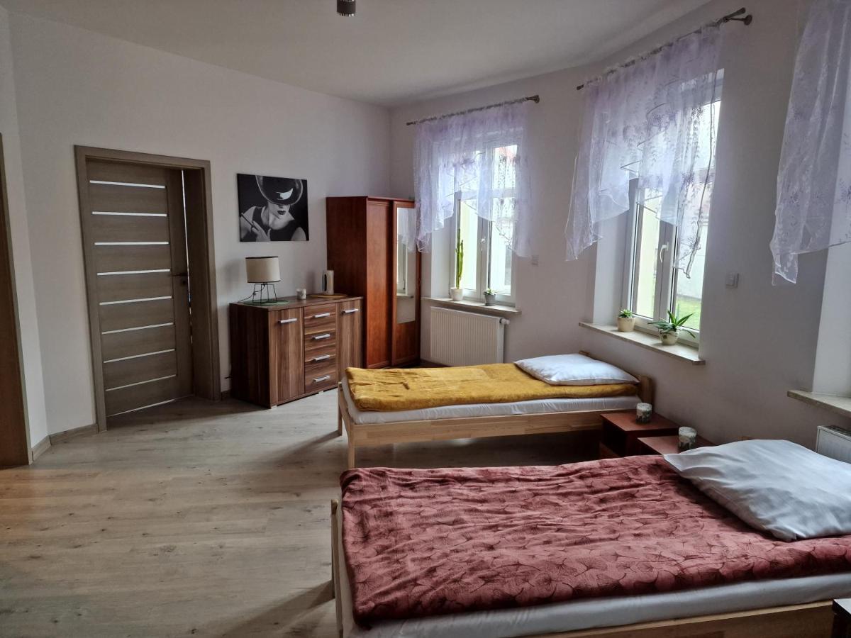 Noclegi Leśna - Housity