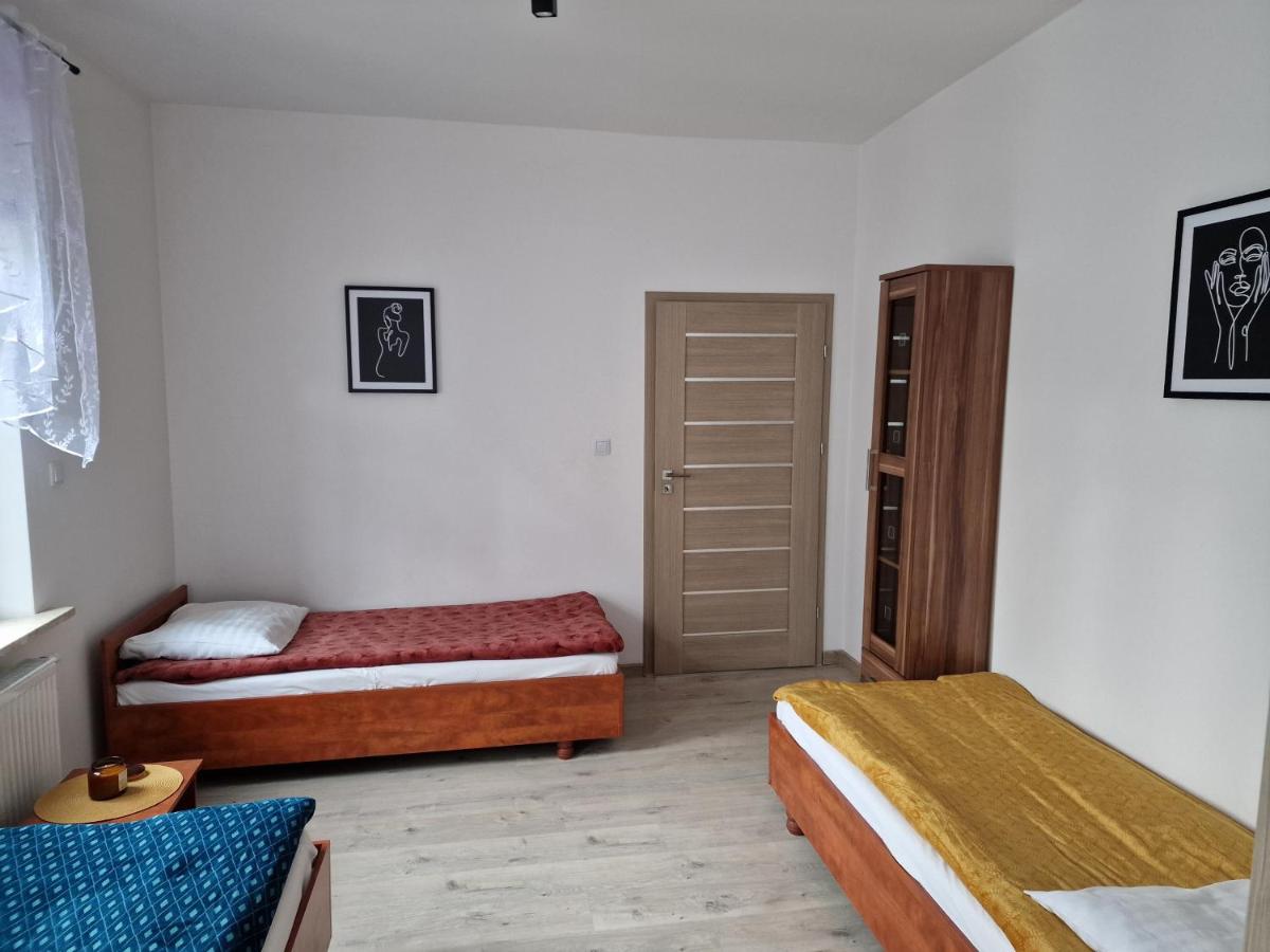 Noclegi Leśna - Housity