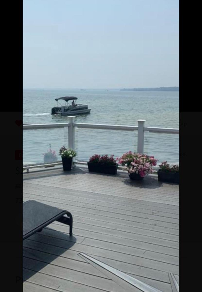 SouthLake Cottage on The Lake. - Housity