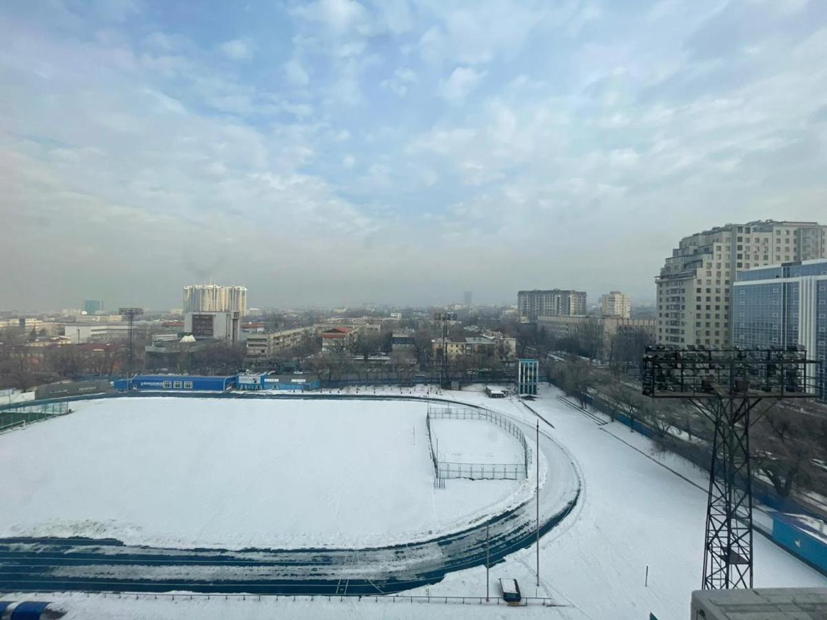 Студия КОЛОС в центре с шикарным видом из окна - Housity