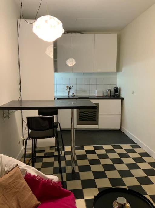 Charmante maisonnette jardin Triangle d'or - Housity