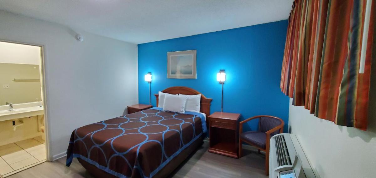 American Inn Motel - Housity