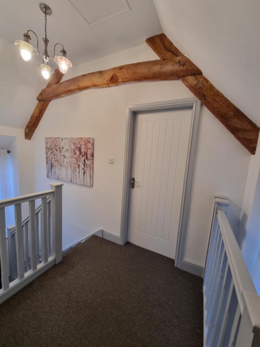 Wassail Barn Wedmore - Housity
