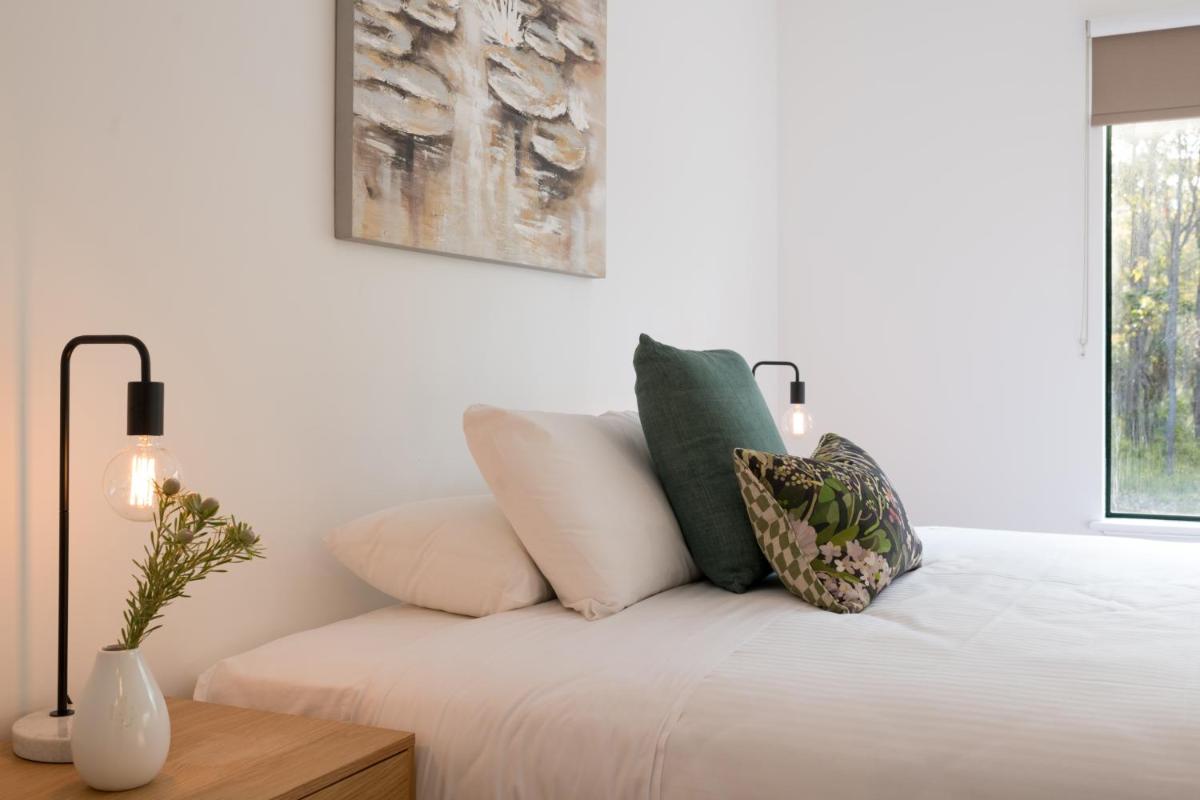 Island Brook Estate Vineyard and Chalets - Housity