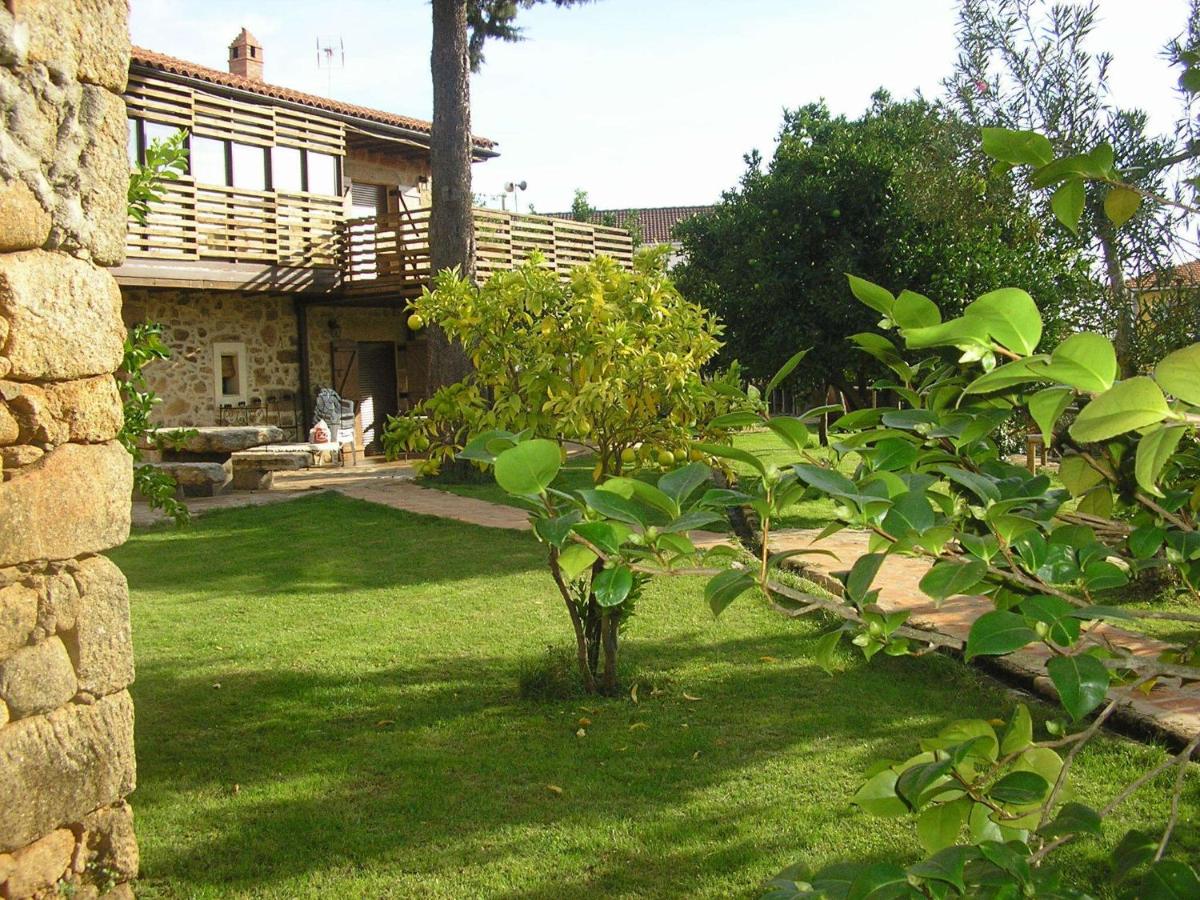 Casa Rural Sietevillas Padel - Housity