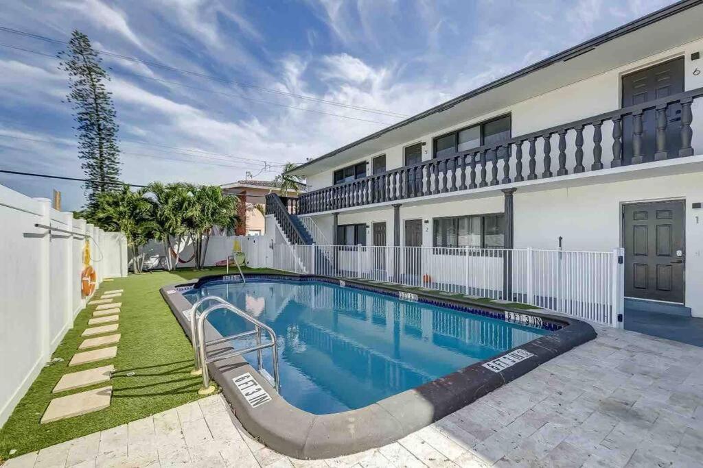 Modern & Beachy-Rlx space for 6ppl - Housity