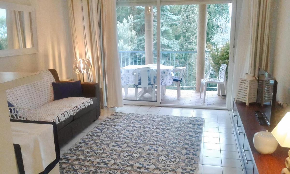 Le Grand Large Studio Cabine Sur Une Crique - Housity