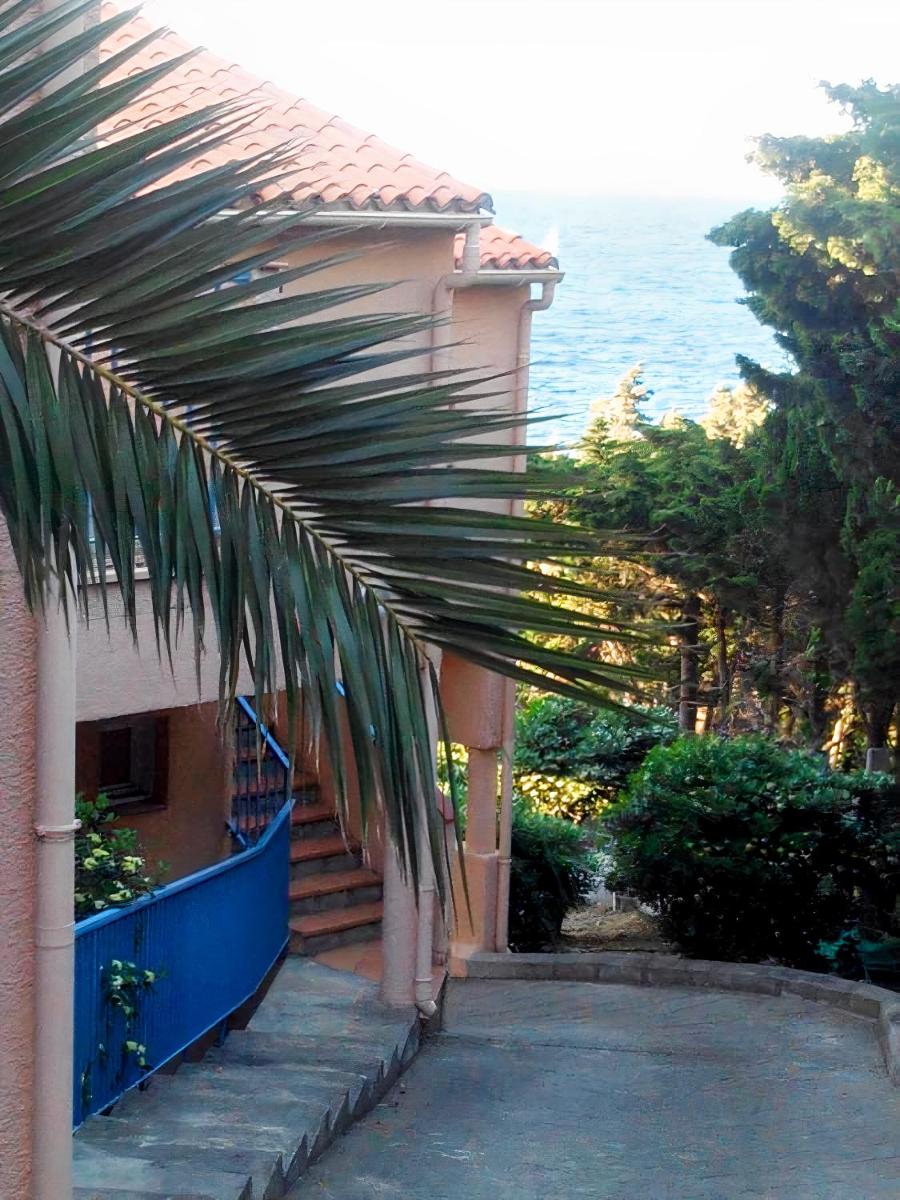 Le Grand Large Studio Cabine Sur Une Crique - Housity