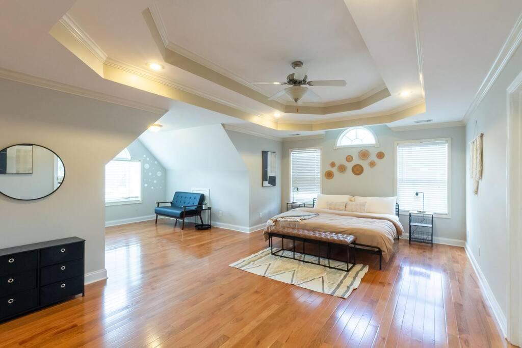 Beautiful 4BR House Stockbridge Escape - Housity