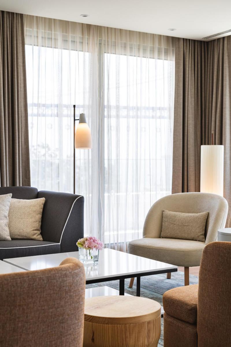 Uma área de estar em Hyatt Regency Lisbon
