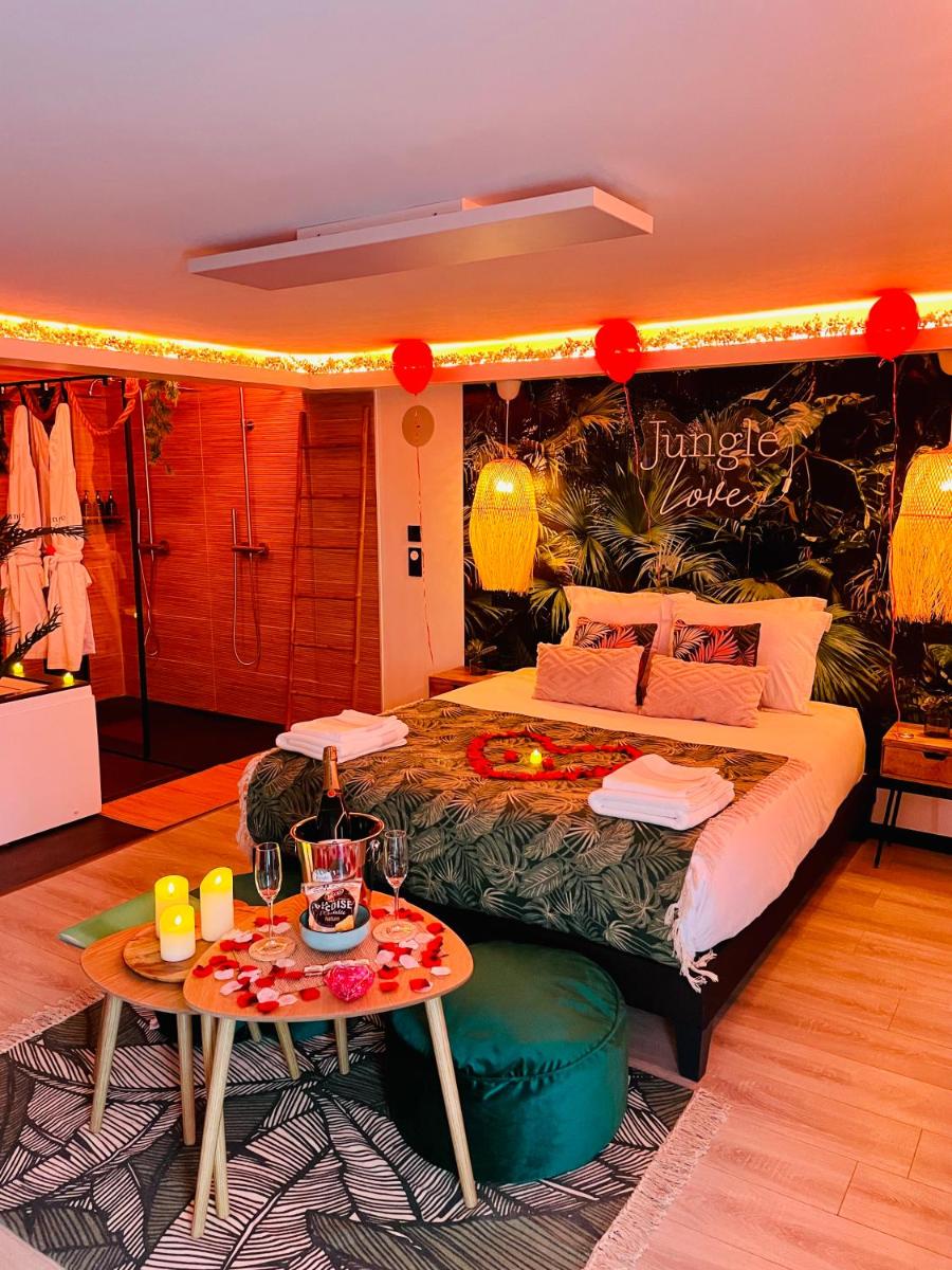 Loveroom Jungle Love proche Disneyland Paris - Housity