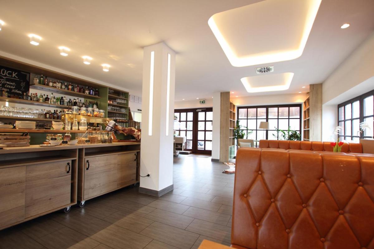 zeitlos Hotel und Restaurant am Fuchsbach - Housity