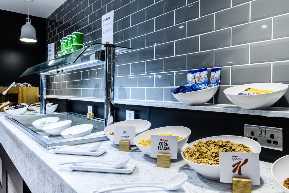 Holiday Inn Express - Wigan, an IHG Hotel - Housity
