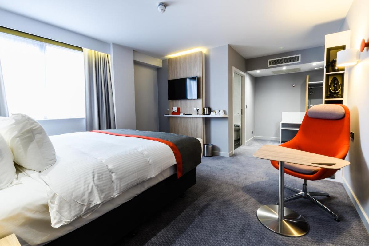 Holiday Inn Express - Wigan, an IHG Hotel - Housity