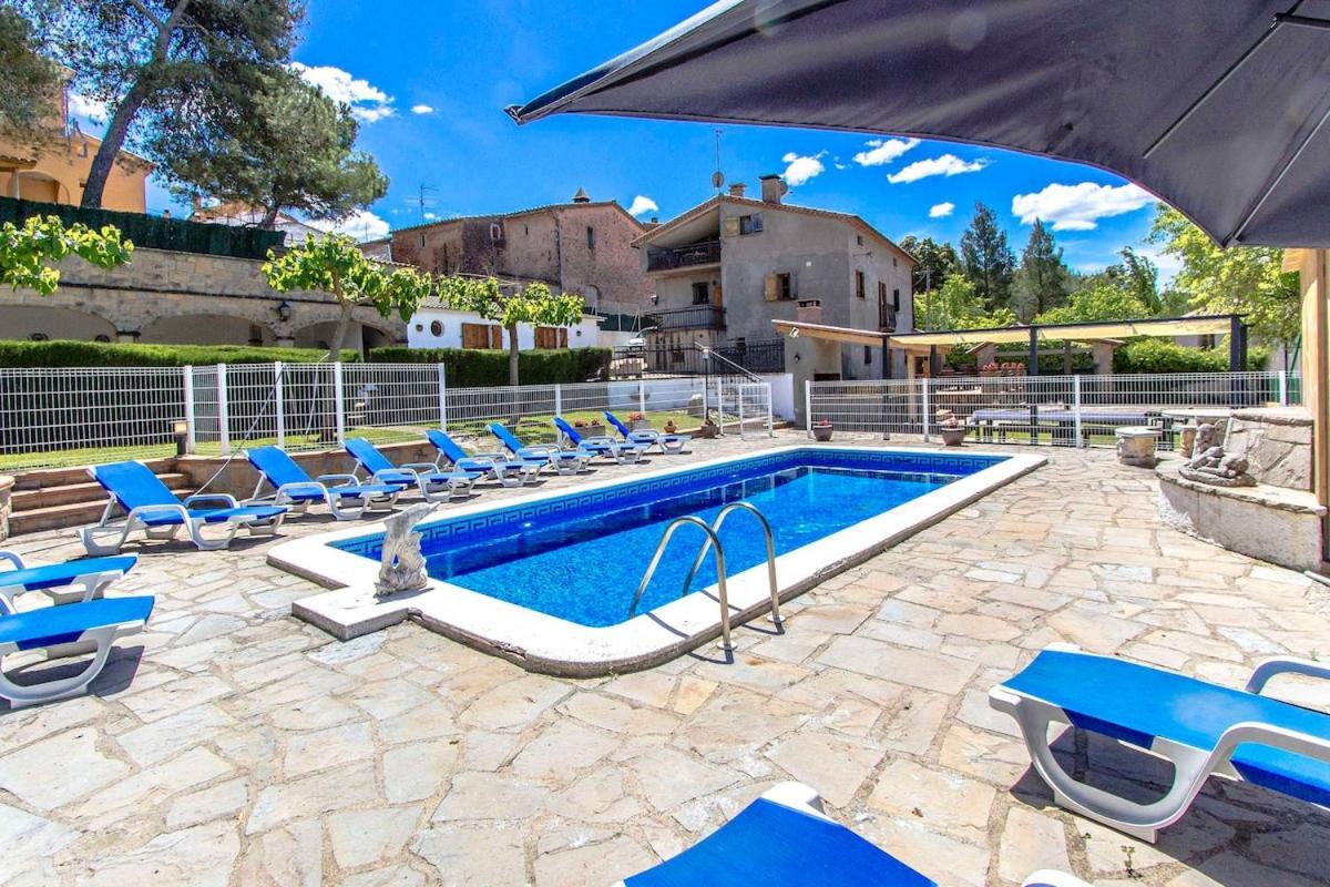 Catalunya Casas Divine and Delightful in Barcelona countryside Pool, Tennis, Billiards and More 50 km's to Barca! - Housity
