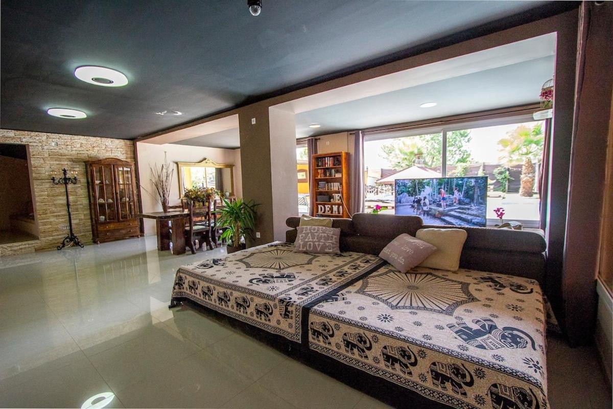 Catalunya Casas Relax and Recharge - only 34km from Barcelona! - Housity